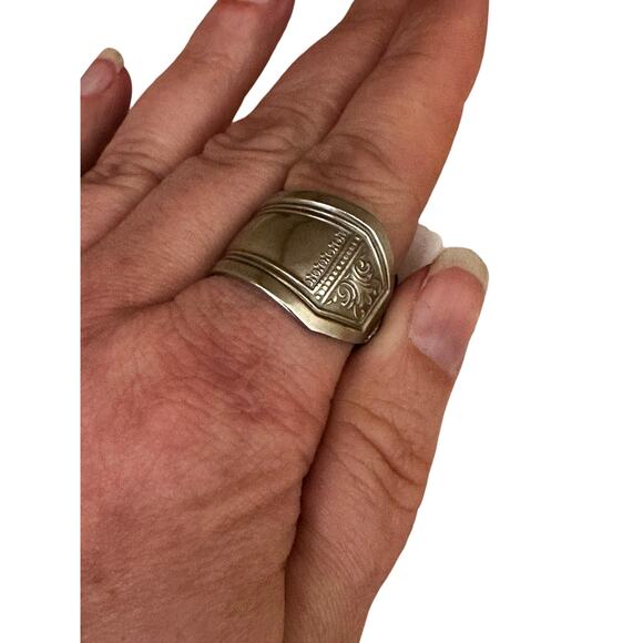Unisex Size 9 Sterling Silver Plated Spoon Ring - Picture 5 of 7